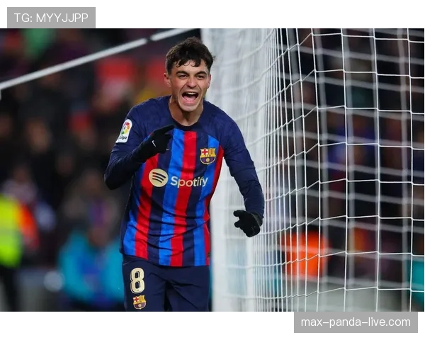 佩德里为何难以摆脱战术依赖？个人能力与体系适配的深层解析