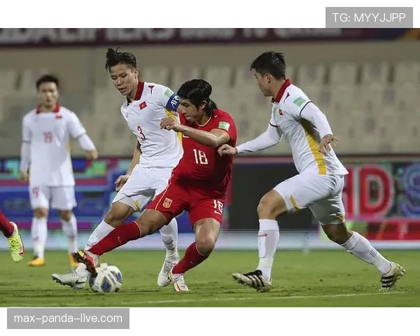 因扎吉高位抢断如何撕裂防线并释放锋线压力